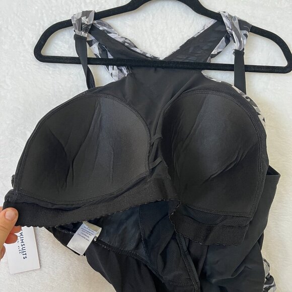 NWT Swimsuits For All One Piece Gray Black Graphic Criss Cross High Neck sz 32 - Picture 10 of 16